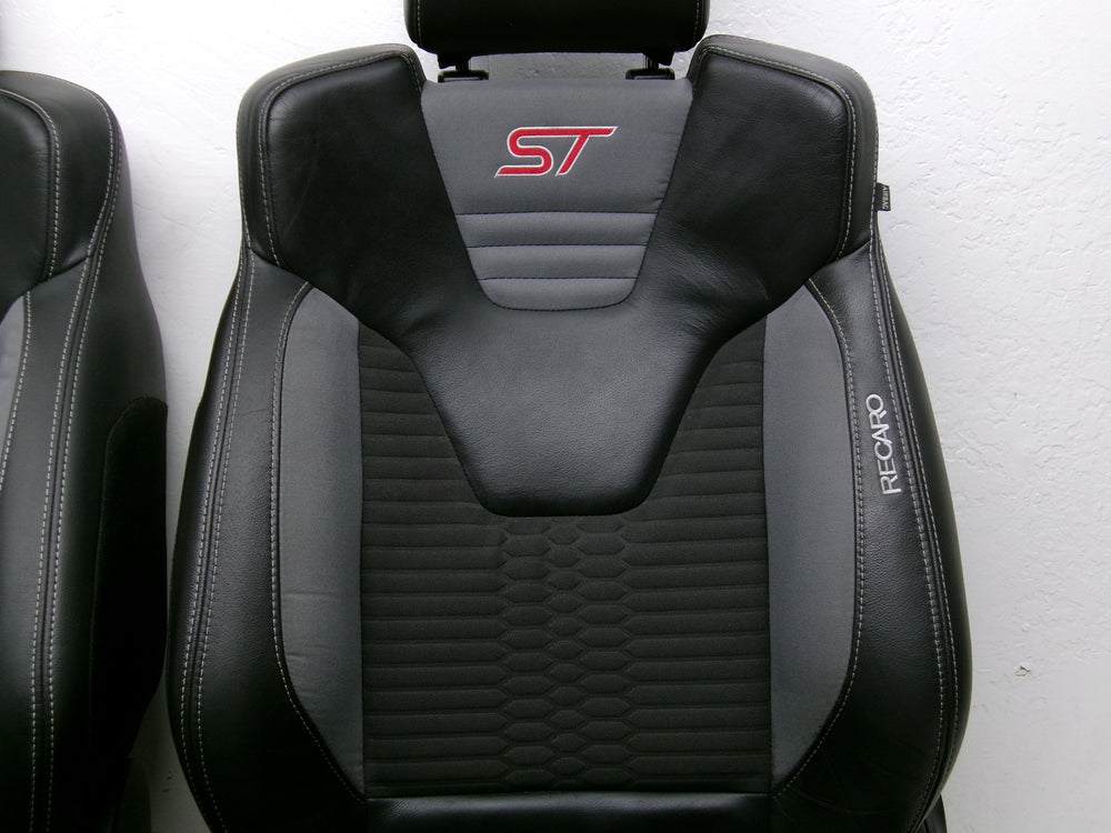2012 - 2018 Ford Focus ST Recaro Seats MK3 Black Leather & Gray ST2 #1267 | Picture # 5 | OEM Seats
