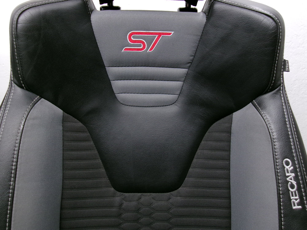 2012 - 2018 Ford Focus ST Recaro Seats MK3 Black Leather & Gray ST2 #1267 | Picture # 9 | OEM Seats