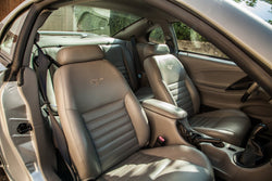 2004 Ford Mustang tan Interior