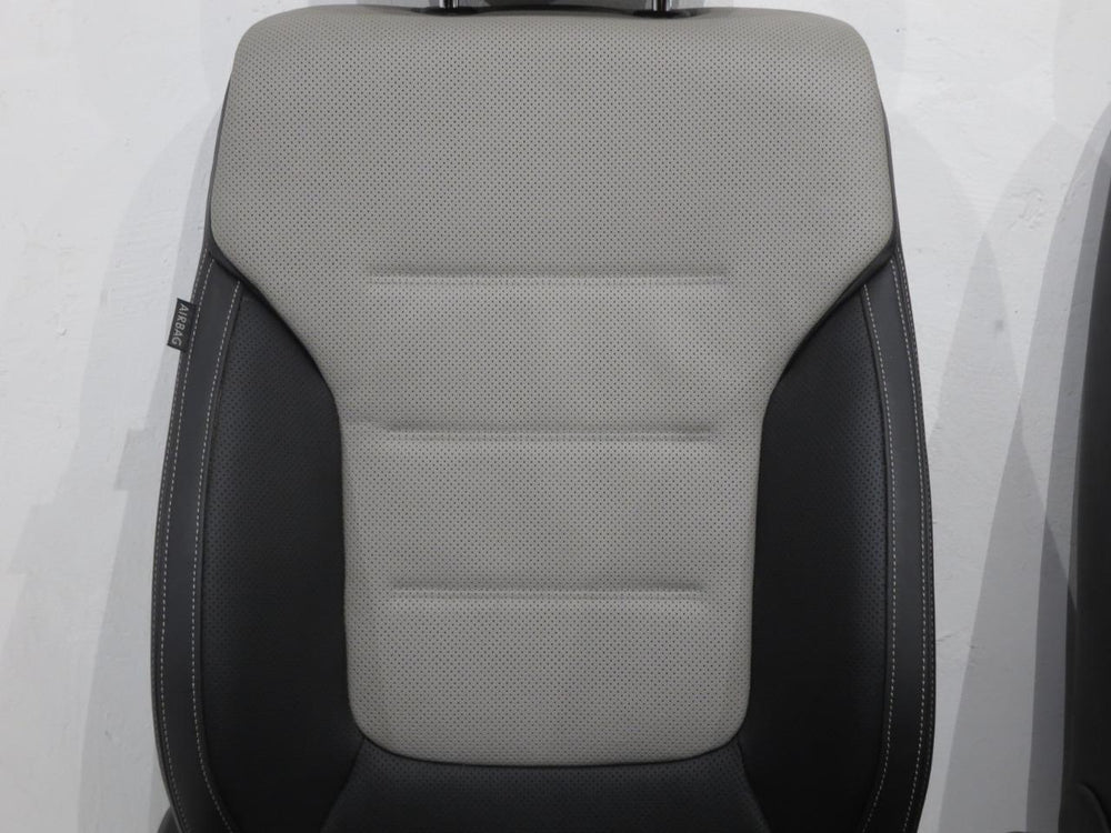 2011 - 2018 Volkswagen Touareg Front Seats Off-Black w/ Light Grey Inserts #6794i | Picture # 7 | OEM Seats