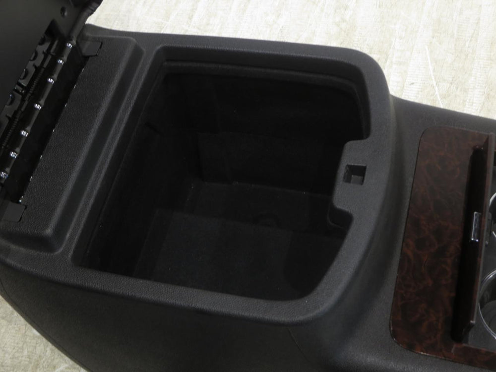 2007 - 2014 Chevy Tahoe Suburban Center Console Black w/ Rosewood #030i | Picture # 11 | OEM Seats