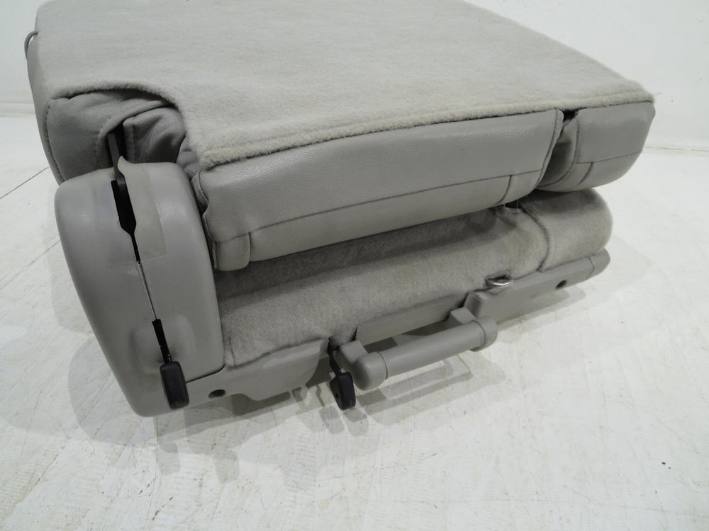2007 - 2014 Chevy Tahoe GMC Yukon 3rd Row Seat, Driver LH, Gray Leather, #305i | Picture # 9 | OEM Seats