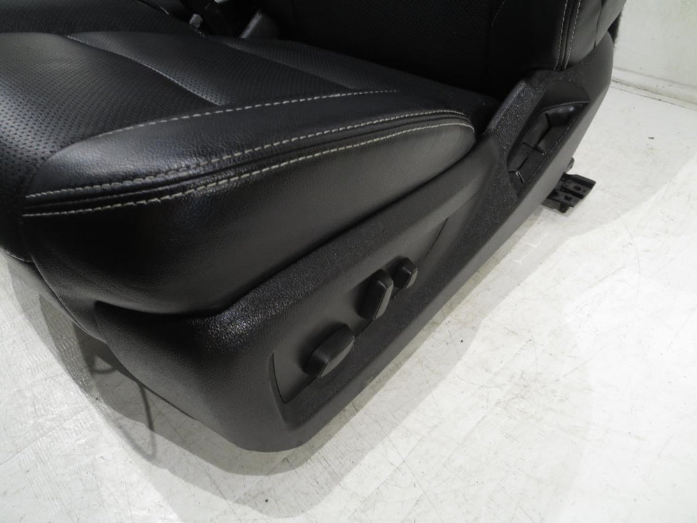 2014 - 2018 GM Silverado & Sierra Seats, Crew Cab Black Leather #323i | Picture # 8 | OEM Seats