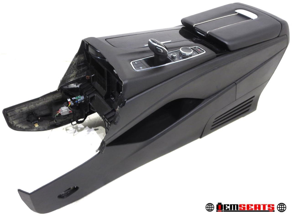 2021 - 2024 Cadillac Escalade Center Console Black Sport w/ Wood Grain Accents #444i | Picture # 1 | OEM Seats