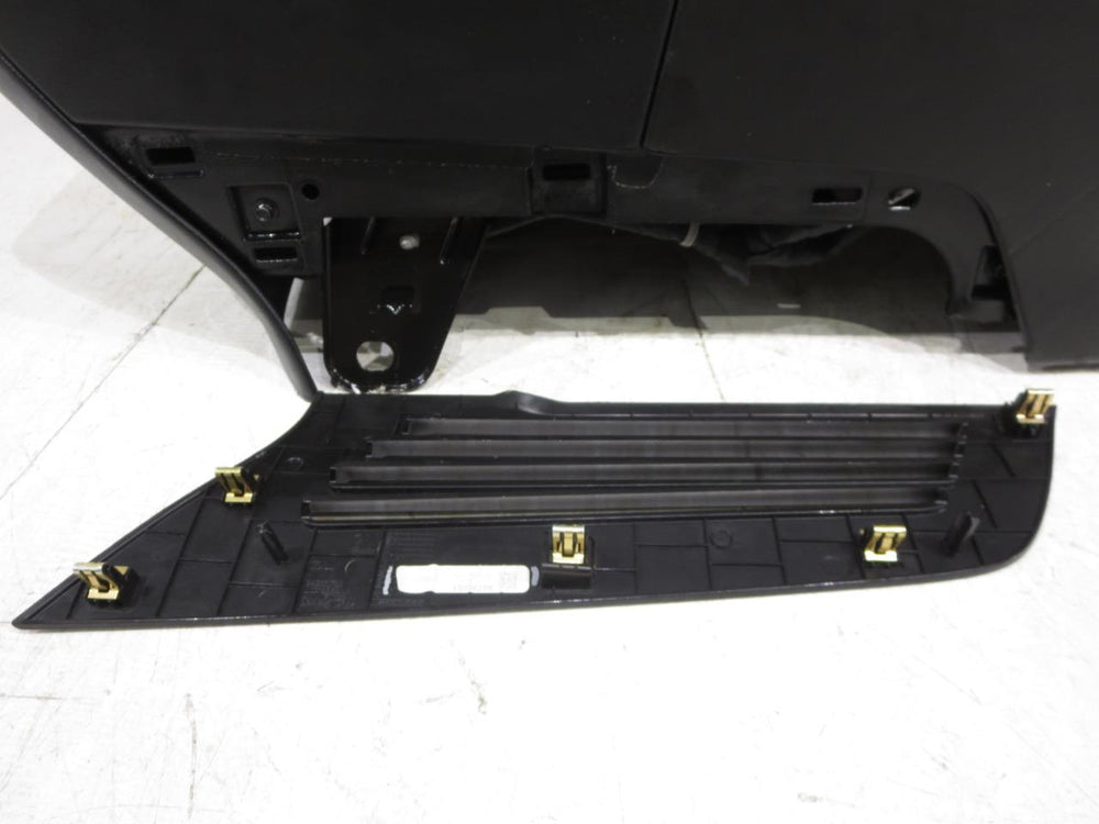 2021 - 2024 Cadillac Escalade Center Console Black Sport w/ Wood Grain Accents #444i | Picture # 18 | OEM Seats