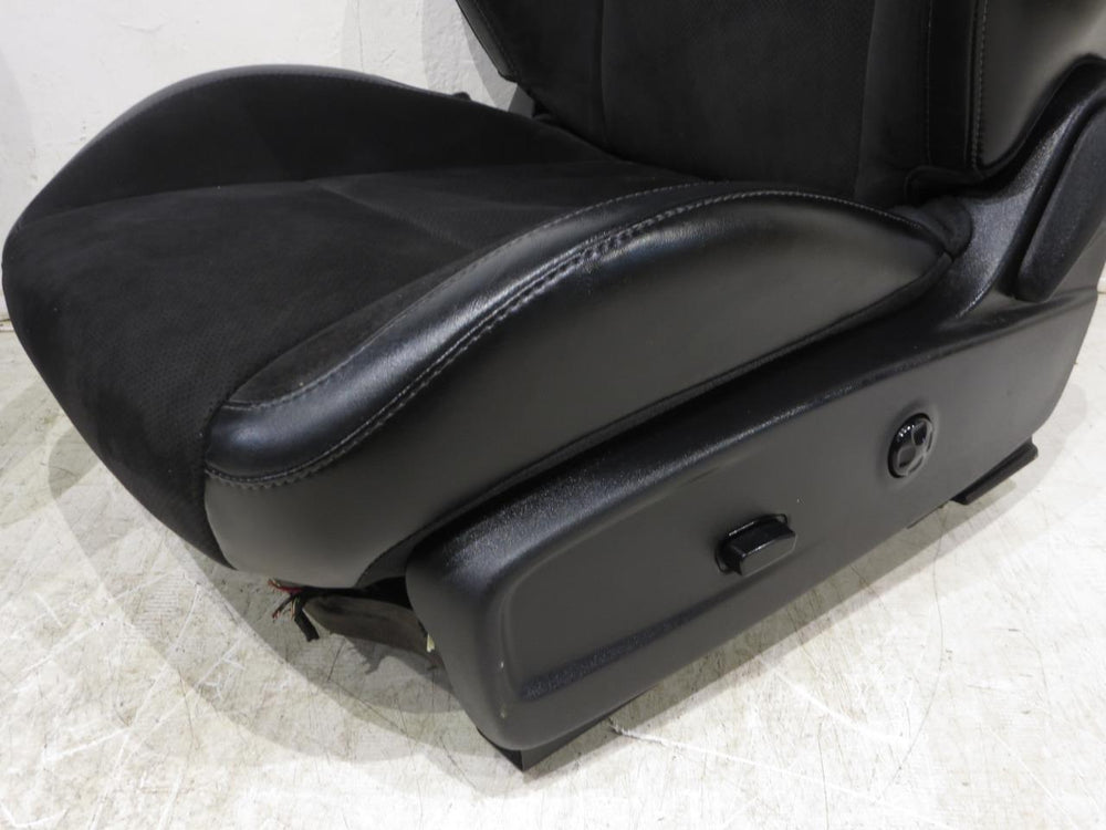 2011 - 2023 Dodge Challenger Seats T/A Leather & Suede #517i | Picture # 6 | OEM Seats
