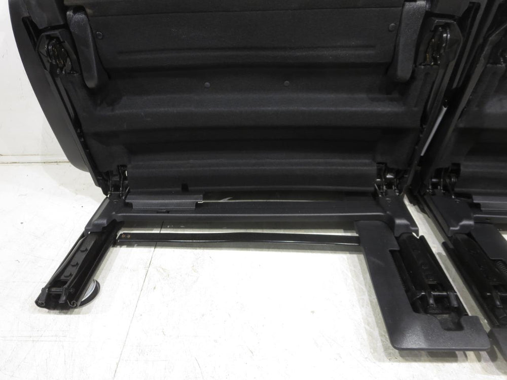 2021 - 2024 GMC Yukon Chevy Tahoe 2nd Row Bench Seat Black Cloth #547i | Picture # 15 | OEM Seats