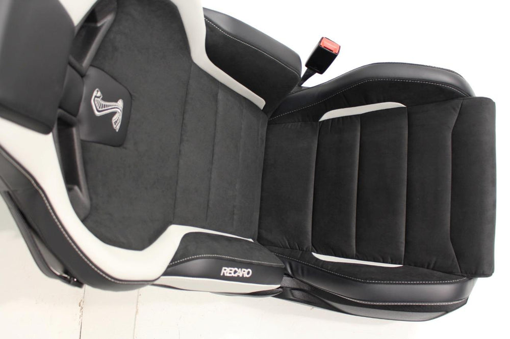 2020 - 2022 Ford GT500 Mustang Recaro Seats Black Leather Super Snake #2488 | Picture # 9 | OEM Seats