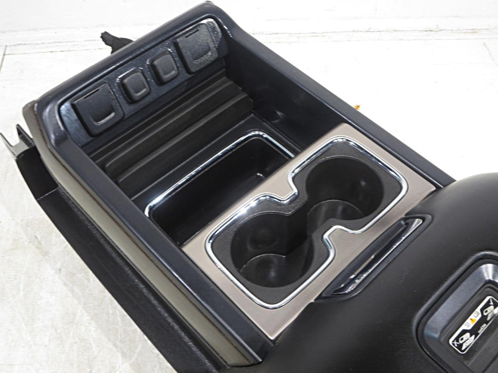 2014 - 2019 GMC Sierra Chevy Silverado Black Center Console #551i | Picture # 5 | OEM Seats