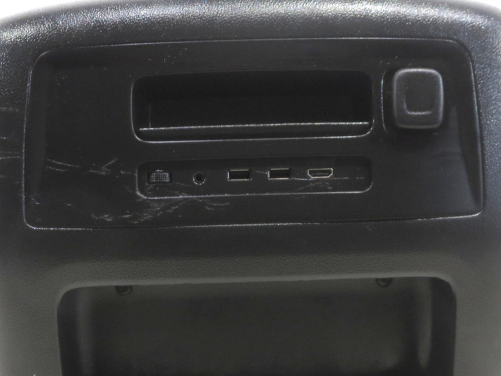 2014 - 2019 GMC Sierra Chevy Silverado Black Center Console #551i | Picture # 11 | OEM Seats