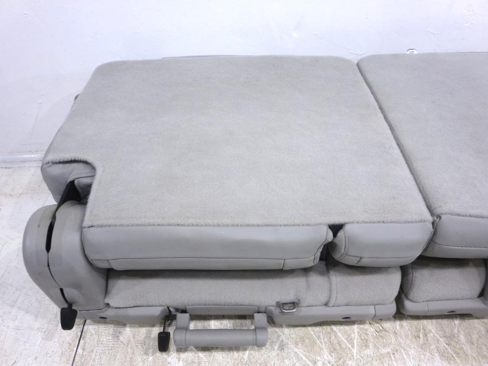 2007 - 2014 Chevy Tahoe 3rd Row Seats Gray Leather #555i | Picture # 15 | OEM Seats
