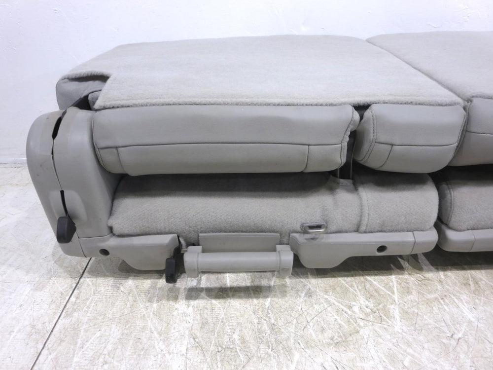 2007 - 2014 Chevy Tahoe 3rd Row Seats Gray Leather #555i | Picture # 17 | OEM Seats