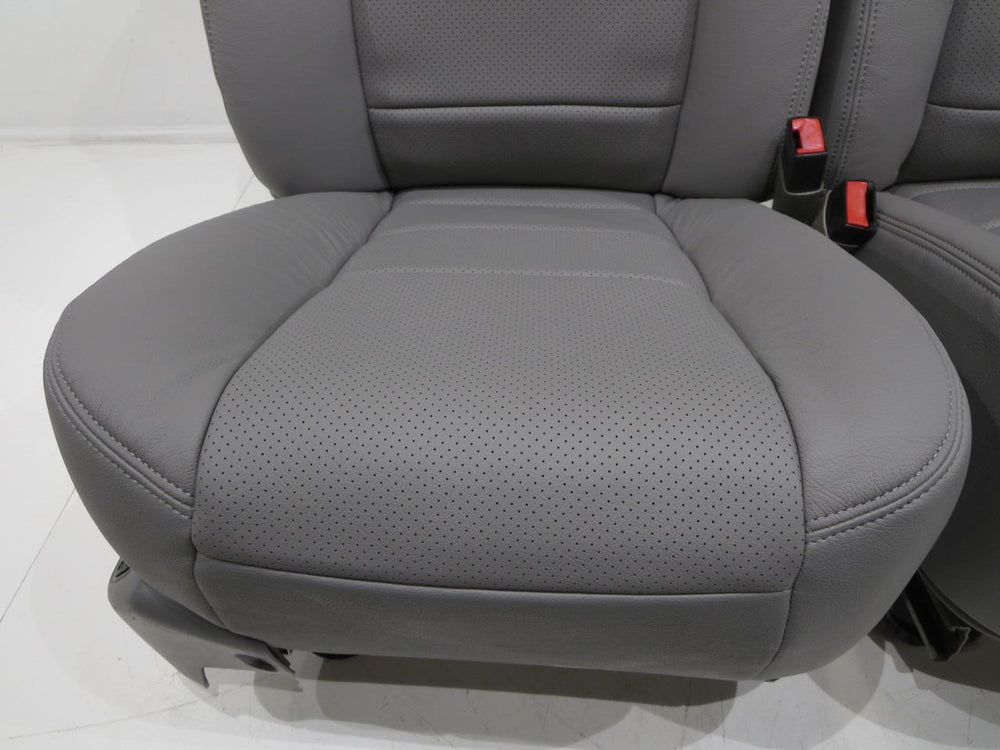 2003 - 2007 Custom Air Conditioned Ford Super Duty F250 Seats #005a | Picture # 3 | OEM Seats