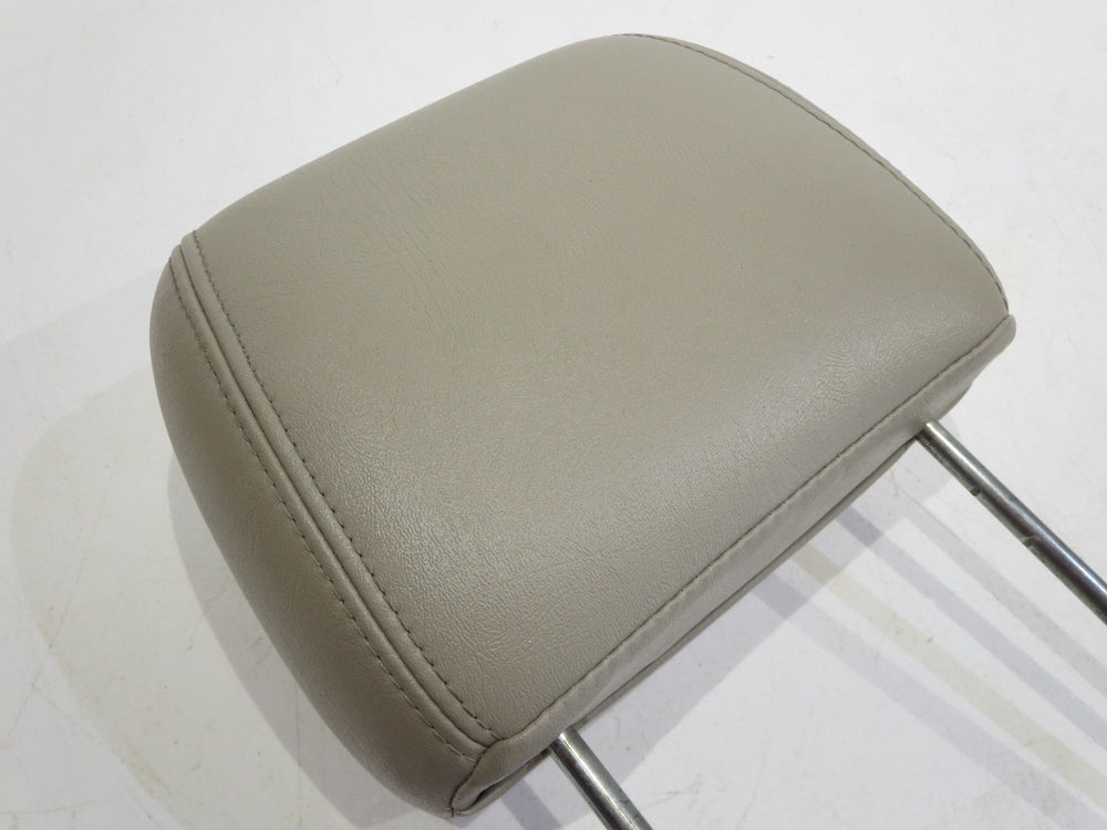 Headrest | Chevy GMC 2000-2006 | Leather | Nuetral | Height Adjustable | Picture # 3 | OEM Seats