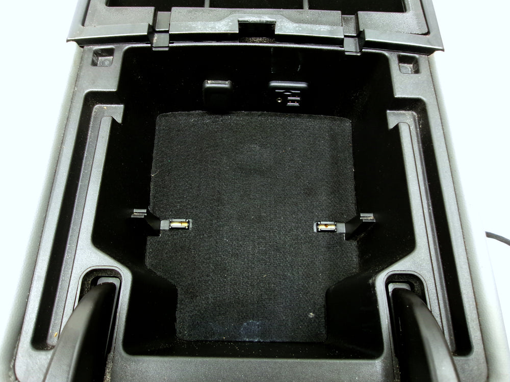 2014 - 2019 Chevy Silverado Sierra Jump Seat Console Gray Vinyl #1257 | Picture # 10 | OEM Seats