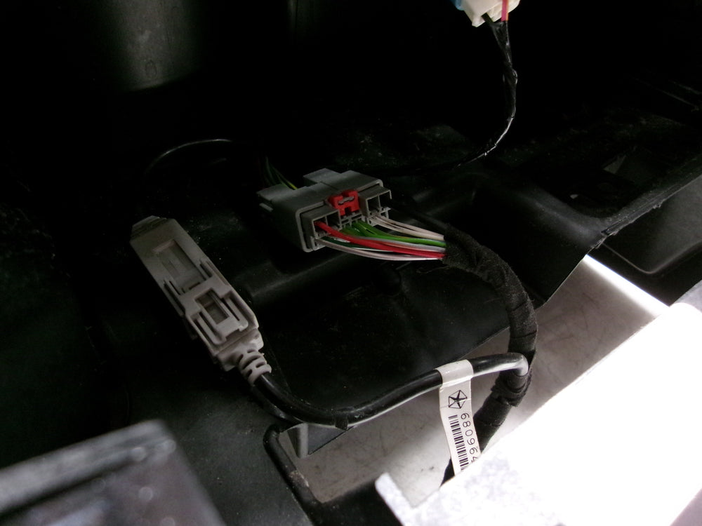2009 - 2013 Dodge Ram Console Flow-Through Black #1266 | Picture # 16 | OEM Seats