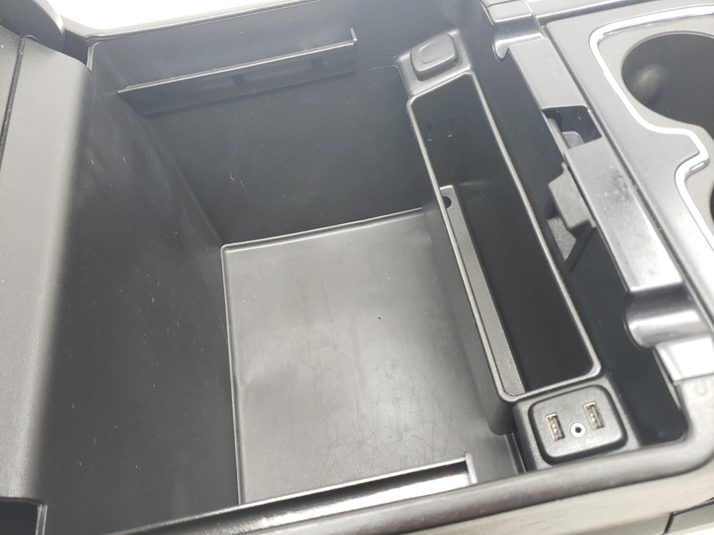 2014 - 2018 Silverado High Country Center Console, Black w/ Wireless Charging #1483 | Picture # 14 | OEM Seats