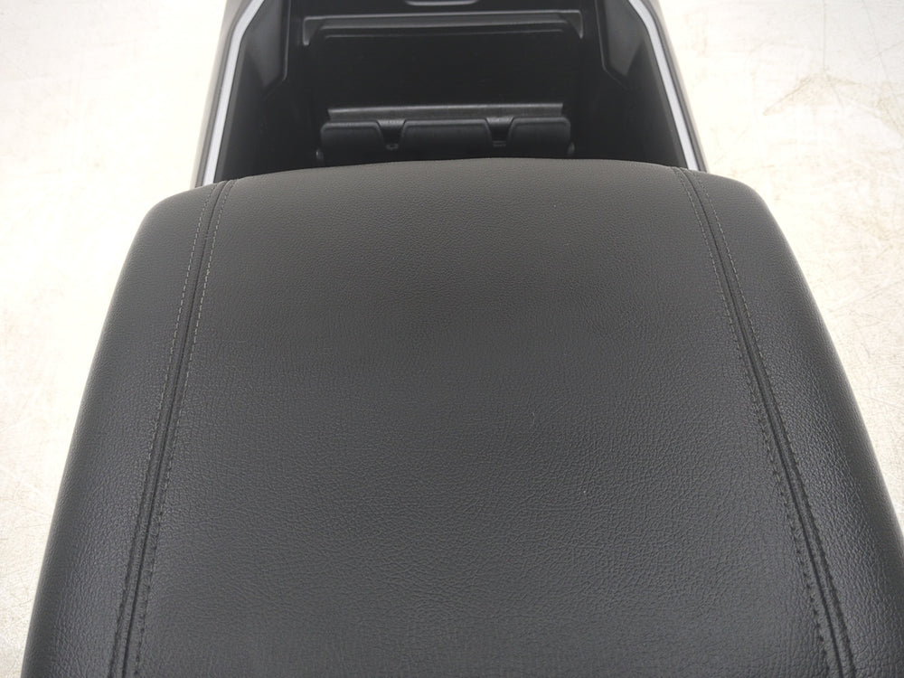 2019 - 2024 Dodge Ram Center Console, Big Horn 1500 DT #1838 | Picture # 14 | OEM Seats