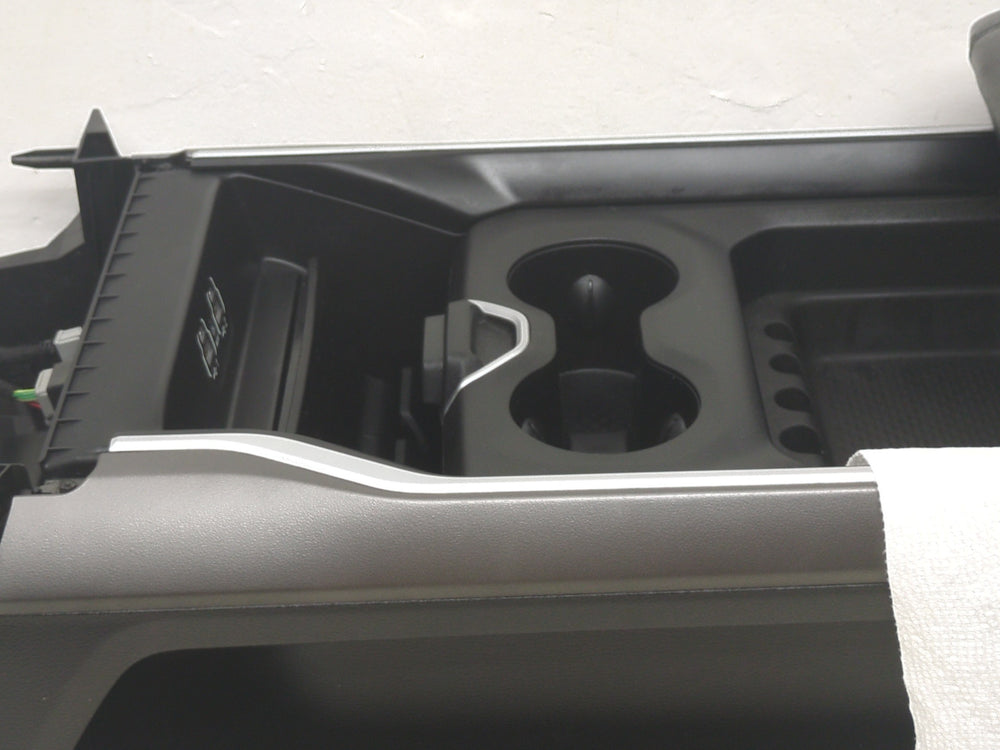 2019 - 2024 Dodge Ram Center Console, Big Horn 1500 DT #1838 | Picture # 18 | OEM Seats