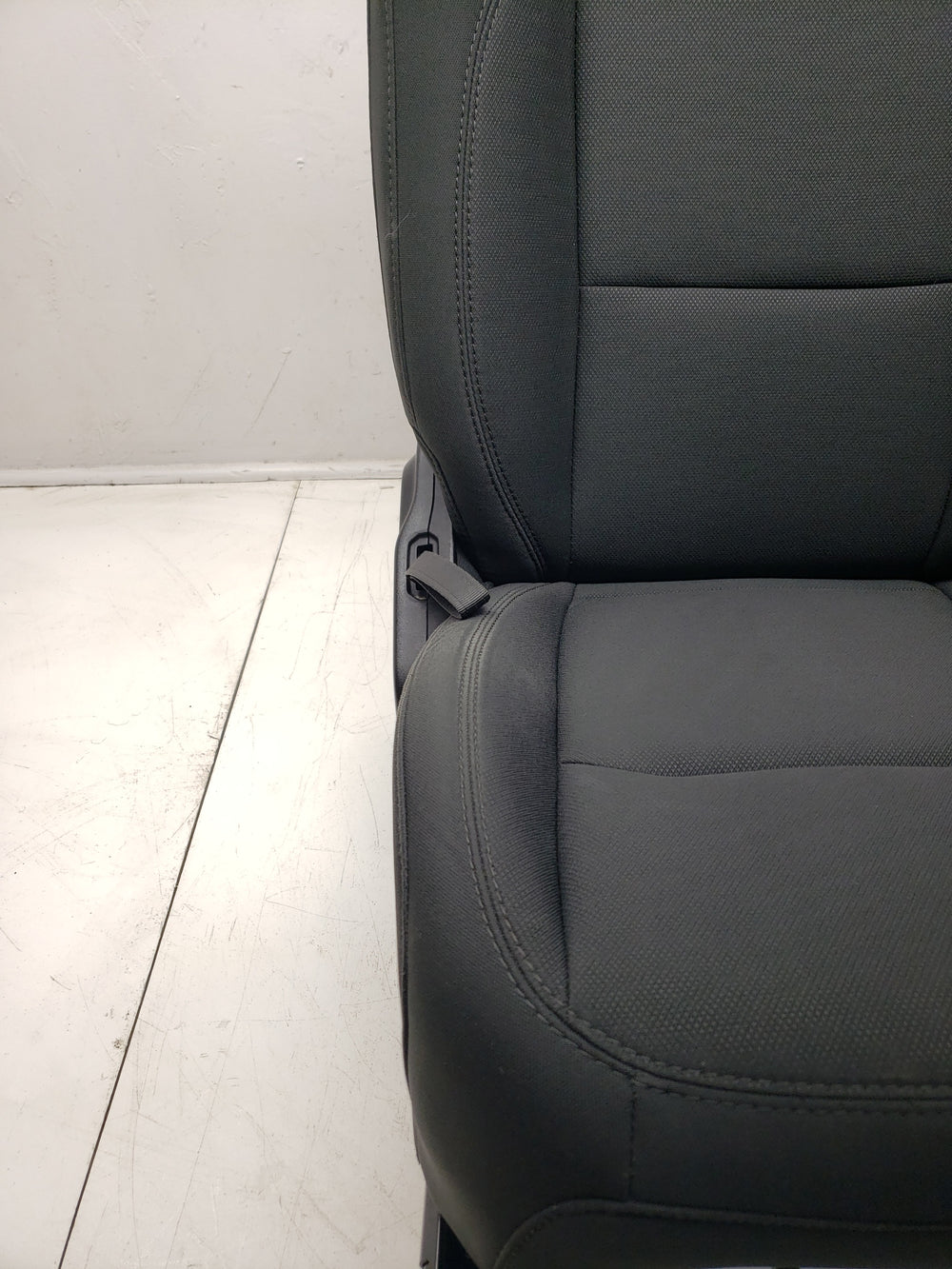 2019 - 2024 Jeep Wrangler JL Seats, 4 Door, Charcoal Black Cloth #1058 | Picture # 5 | OEM Seats