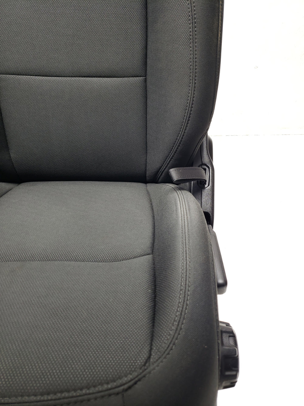 2019 - 2024 Jeep Wrangler JL Seats, 4 Door, Charcoal Black Cloth #1058 | Picture # 6 | OEM Seats
