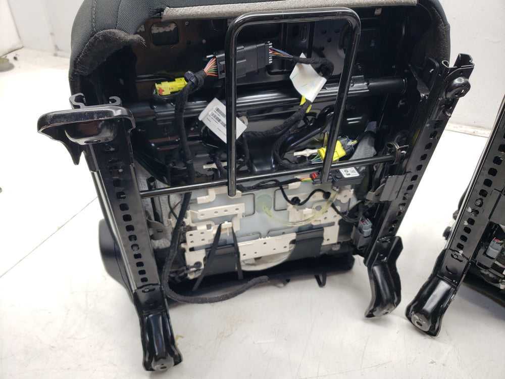 2019 - 2024 Jeep Wrangler JL Seats, 4 Door, Charcoal Black Cloth #1058 | Picture # 14 | OEM Seats