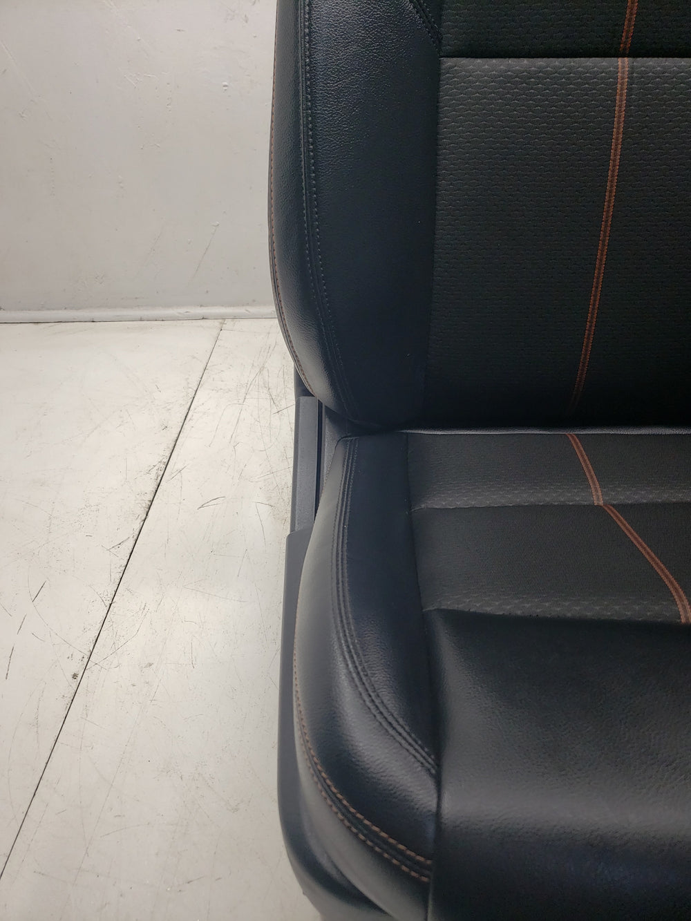 2019 - 2025 Nissan Altima Seats, SR Charcoal Sport Cloth, Powered #1080 | Picture # 6 | OEM Seats