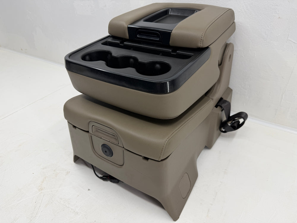 Chevy Silverado Jump Seat, 2014-2018 Tan Leather and Storage. #3032 | Picture # 17 | OEM Seats