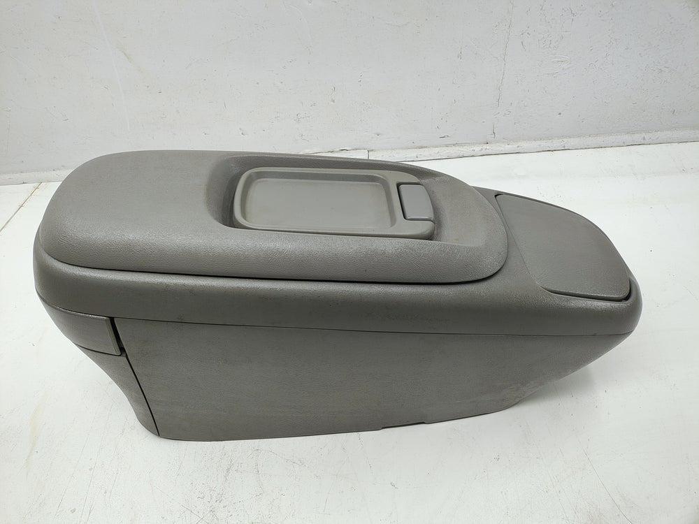 1995 - 1999 Chevy GMC C/K Silverado Tahoe Suburban Center Console, Gray #1631 | Picture # 4 | OEM Seats