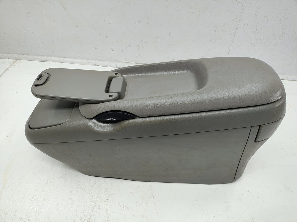 1995 - 1999 Chevy GMC C/K Silverado Tahoe Suburban Center Console, Gray #1631 | Picture # 6 | OEM Seats