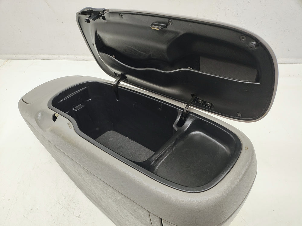 1995 - 1999 Chevy GMC C/K Silverado Tahoe Suburban Center Console, Gray #1631 | Picture # 9 | OEM Seats
