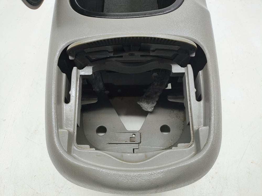 1995 - 1999 Chevy GMC C/K Silverado Tahoe Suburban Center Console, Gray #1631 | Picture # 11 | OEM Seats