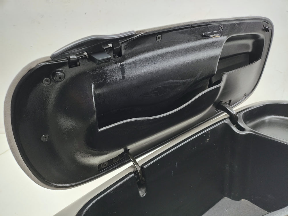 1995 - 1999 Chevy GMC C/K Silverado Tahoe Suburban Center Console, Gray #1631 | Picture # 12 | OEM Seats