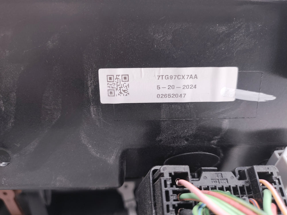 2019 - 2025 Dodge Ram Heavy Duty Console, Rebel Black Leather #1624 | Picture # 26 | OEM Seats