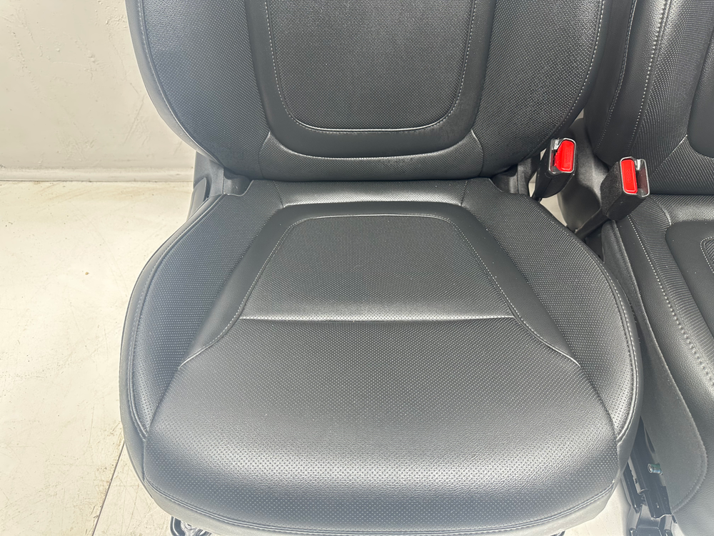 2022 - 2025 Hyundai Santa Cruz Front Seats, Night XRT, Black Leather #1083 | Picture # 4 | OEM Seats