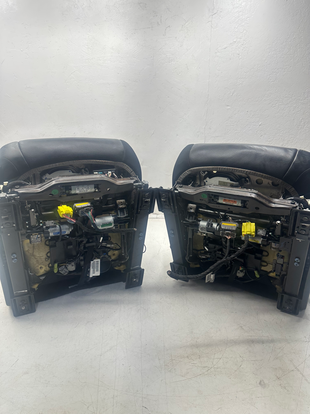 2011 - 2023 Dodge Charger SXT Front Seats, Black Leather, Heat Cool #1084 | Picture # 16 | OEM Seats