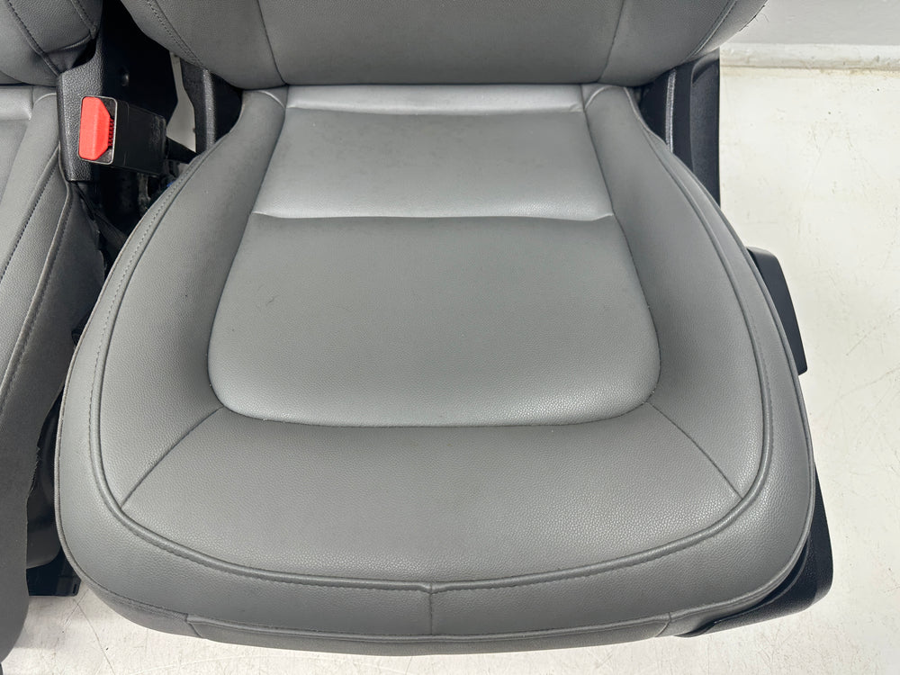 Chevy Colorado Seats, 2015-2022 Gray Leather #3009 | Picture # 5 | OEM Seats