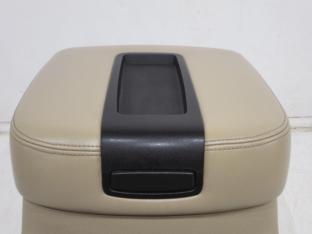 2007 - 2014 Chevy Suburban Tahoe GMC Yukon Center Console Tan Cashmere #7789k | Picture # 7 | OEM Seats