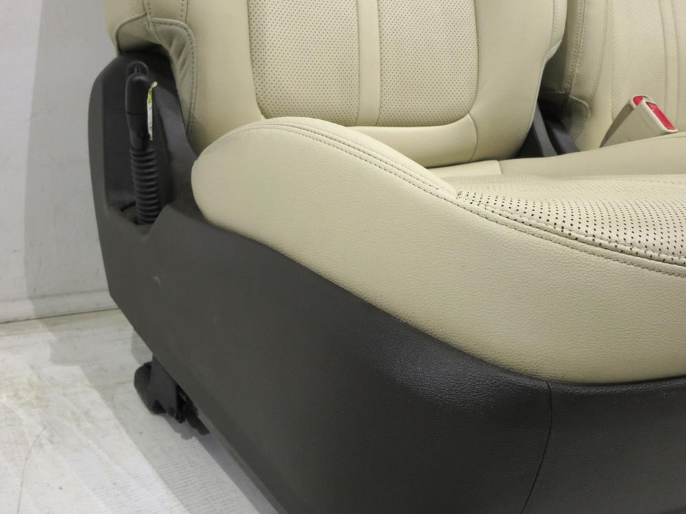 2013 - 2018 Beige K900 Kia Front Seats #7357i | Picture # 7 | OEM Seats