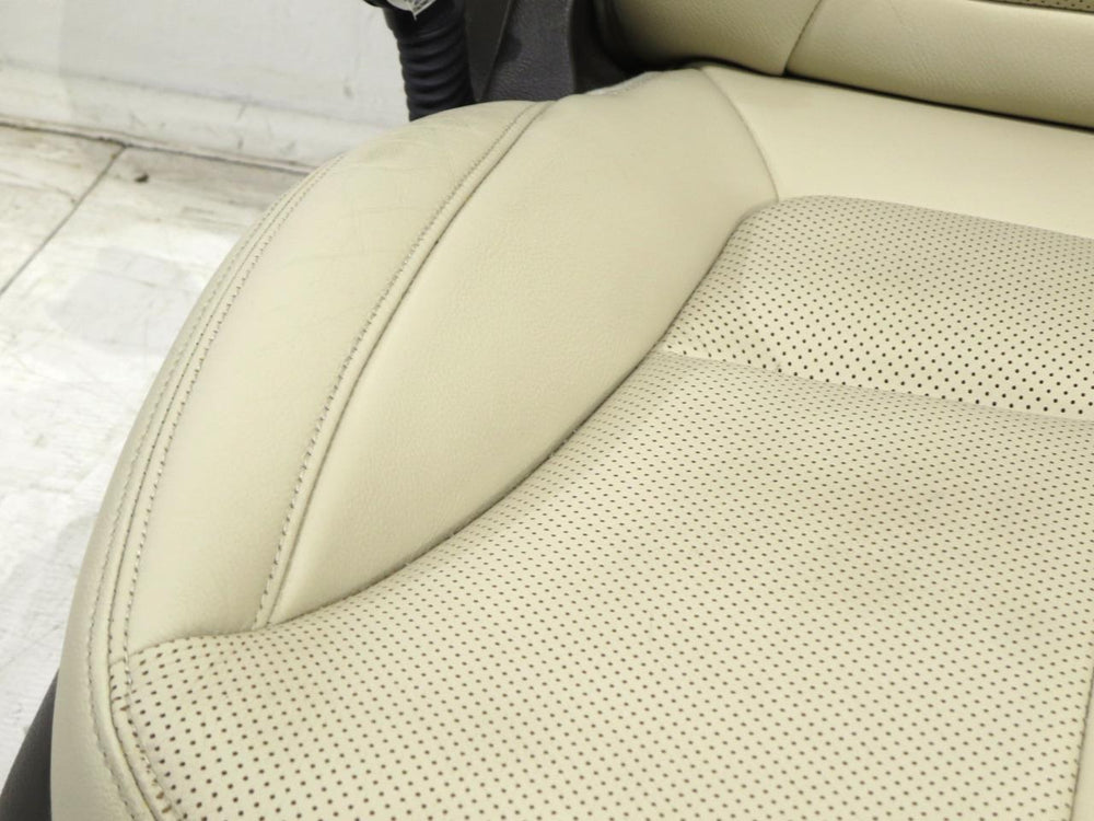 2013 - 2018 Beige K900 Kia Front Seats #7357i | Picture # 9 | OEM Seats