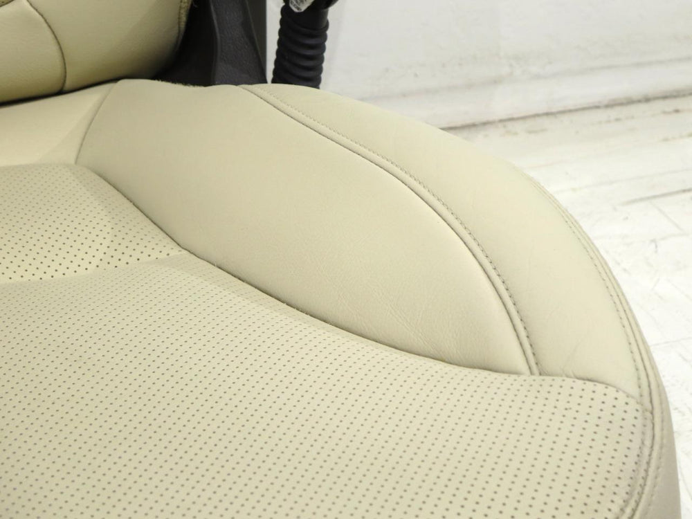 2013 - 2018 Beige K900 Kia Front Seats #7357i | Picture # 10 | OEM Seats