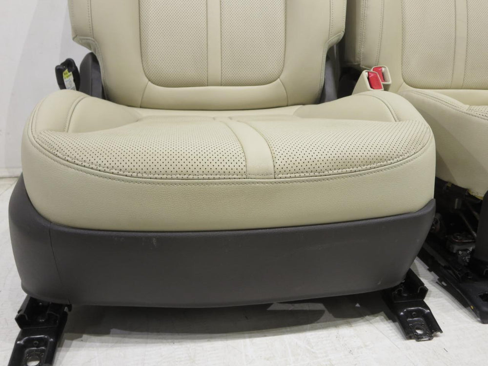 2013 - 2018 Beige K900 Kia Front Seats #7357i | Picture # 11 | OEM Seats
