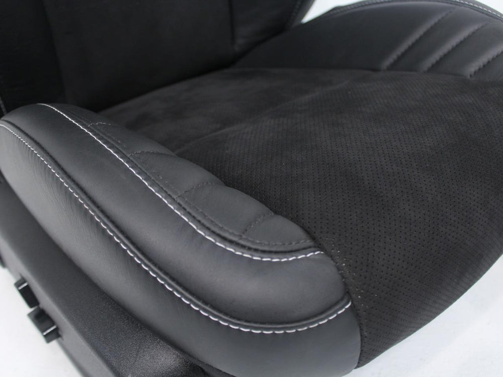 2011 - 2020 Dodge Charger Hellcat Front Seats Black Leather #7123 | Picture # 5 | OEM Seats