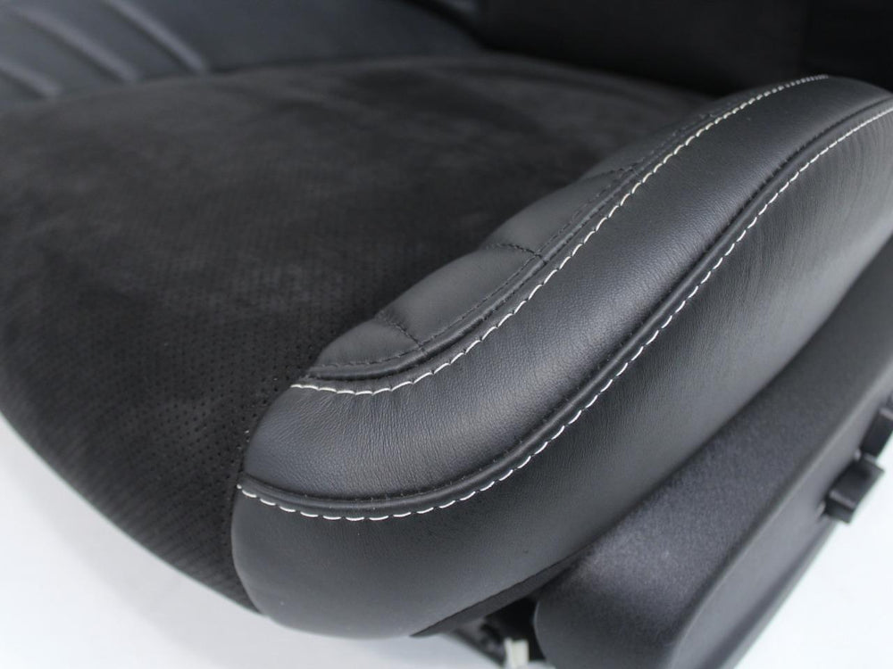 2011 - 2020 Dodge Charger Hellcat Front Seats Black Leather #7123 | Picture # 6 | OEM Seats