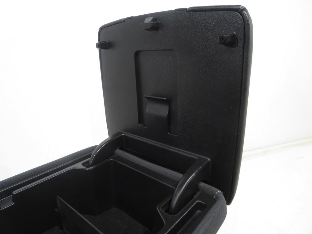 Chevy Gm Sierra Silverado Cloth Jump Seat Console Usb 2014 2015 2016 2017 2018 | Picture # 10 | OEM Seats