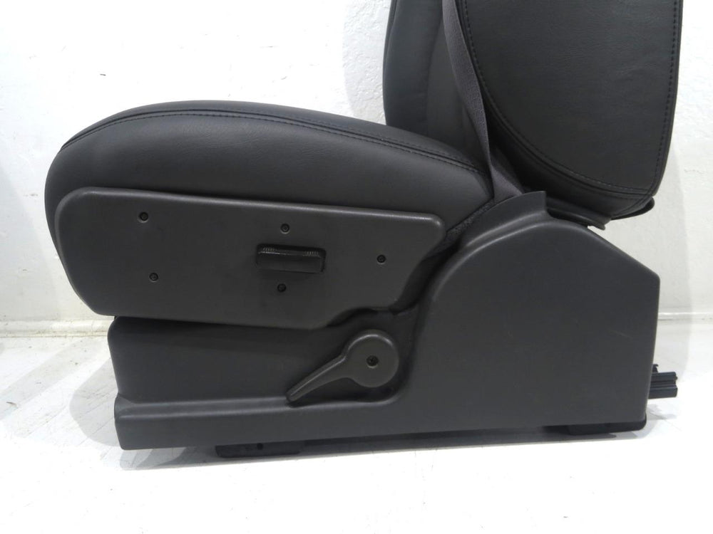 2003 - 2006 Chevy Silverado SS Seats Dark Gray Leather #283i | Picture # 16 | OEM Seats