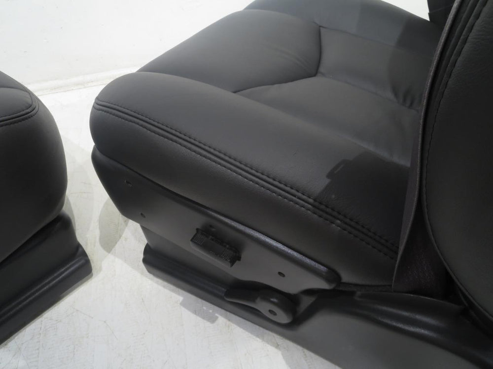 2000 - 2006 GM Silverado Tahoe Suburban Seats Dark Pewter Leather OEM #288i | Picture # 10 | OEM Seats