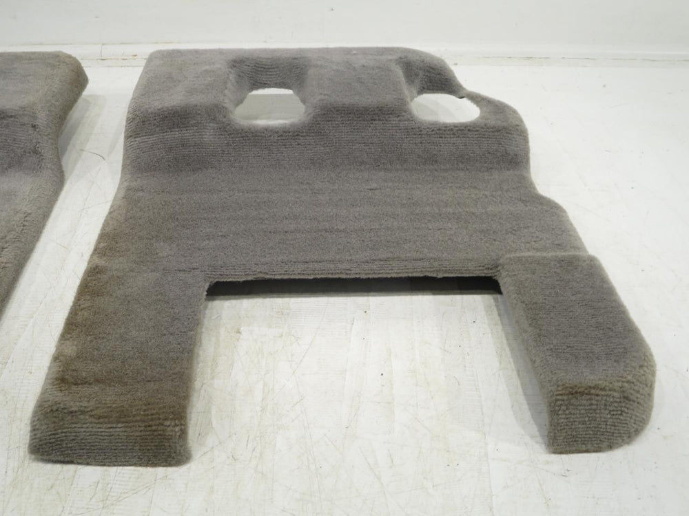 2007 - 2014 Gm Tahoe Yukon Rear Bucket Seat Titanium Gray Carpet Bezel #311i | Picture # 6 | OEM Seats