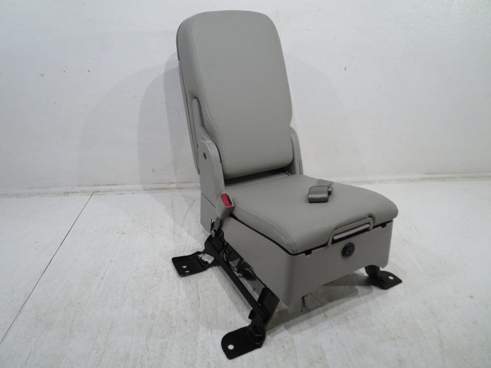 Gm Chevy Oem Leather Center Console Jump Seat 2008 2009 2010 2011 2012 2013 2014 | Picture # 5 | OEM Seats