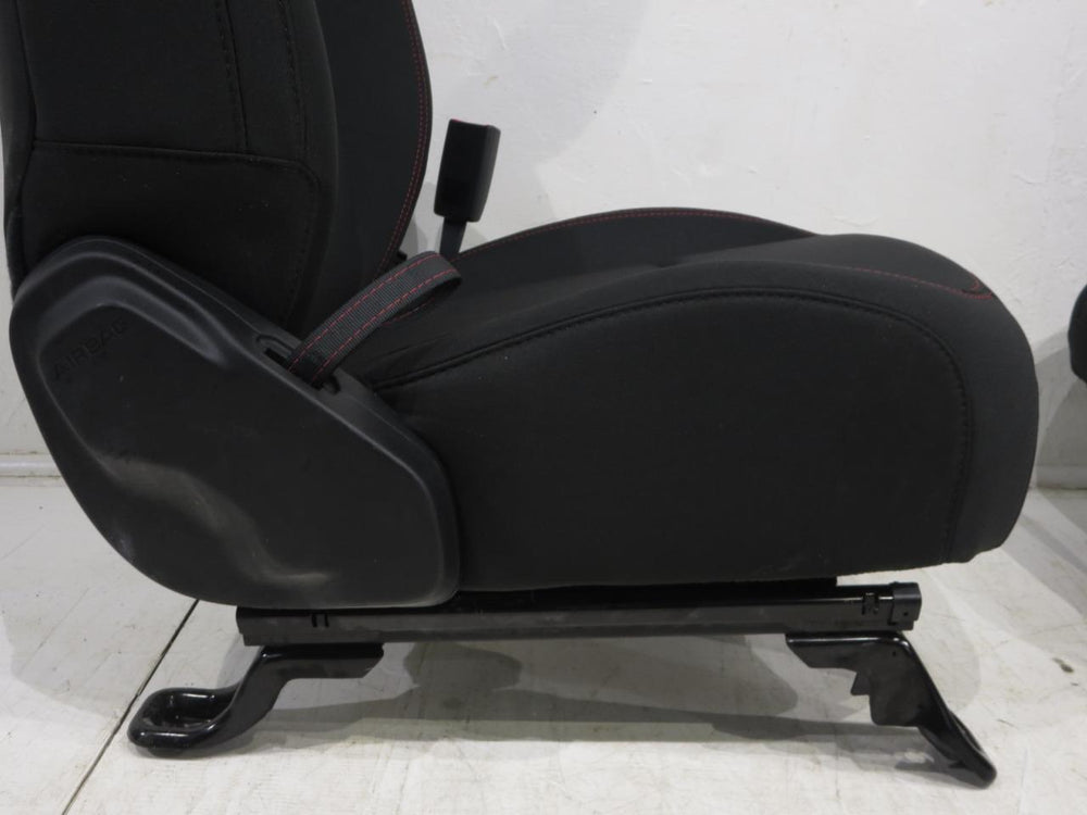 2018 - 2024 Jeep JL/JT Wrangler Gladiator Rubicon OEM Front Seats #361i | Picture # 11 | OEM Seats